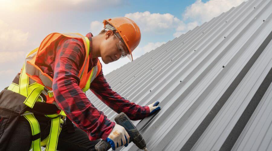 Professional Emergency Roof Repairs services in Saint Donatus, IA